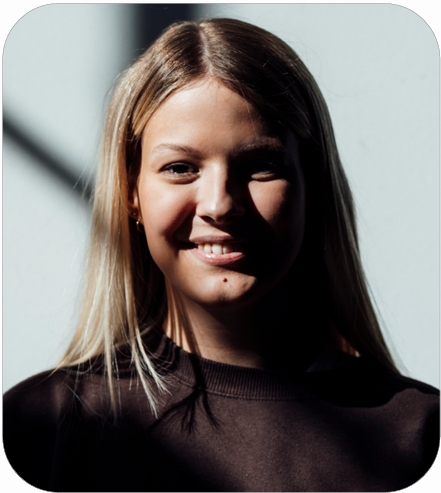 Zoë Cox Portrait